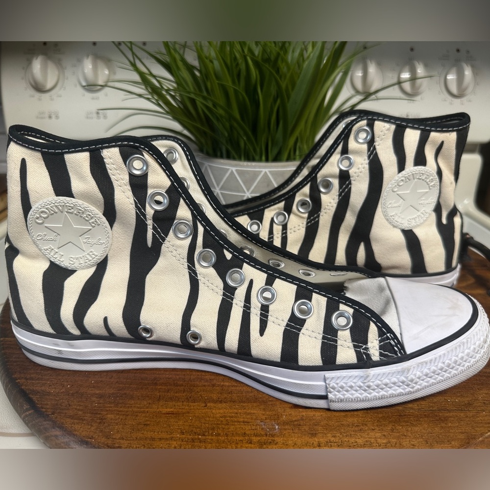 Unisex Custom Converse Zebra Chuck Taylors
